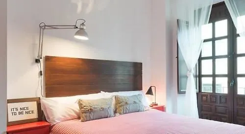 The Lights Hostel Malaga